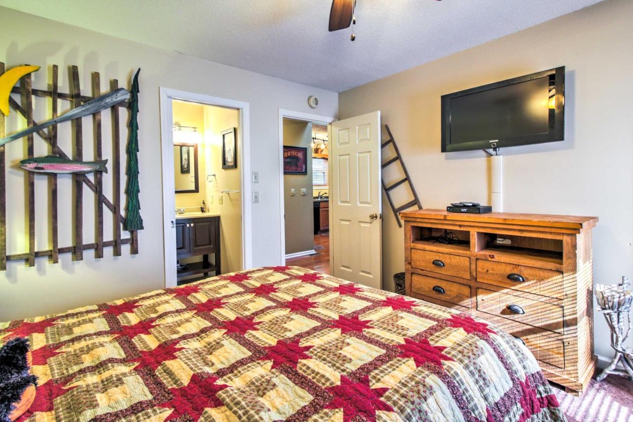 Вілла Tree Top Dream Cabin With Hot Tub In Gatlinburg! Екстер'єр фото