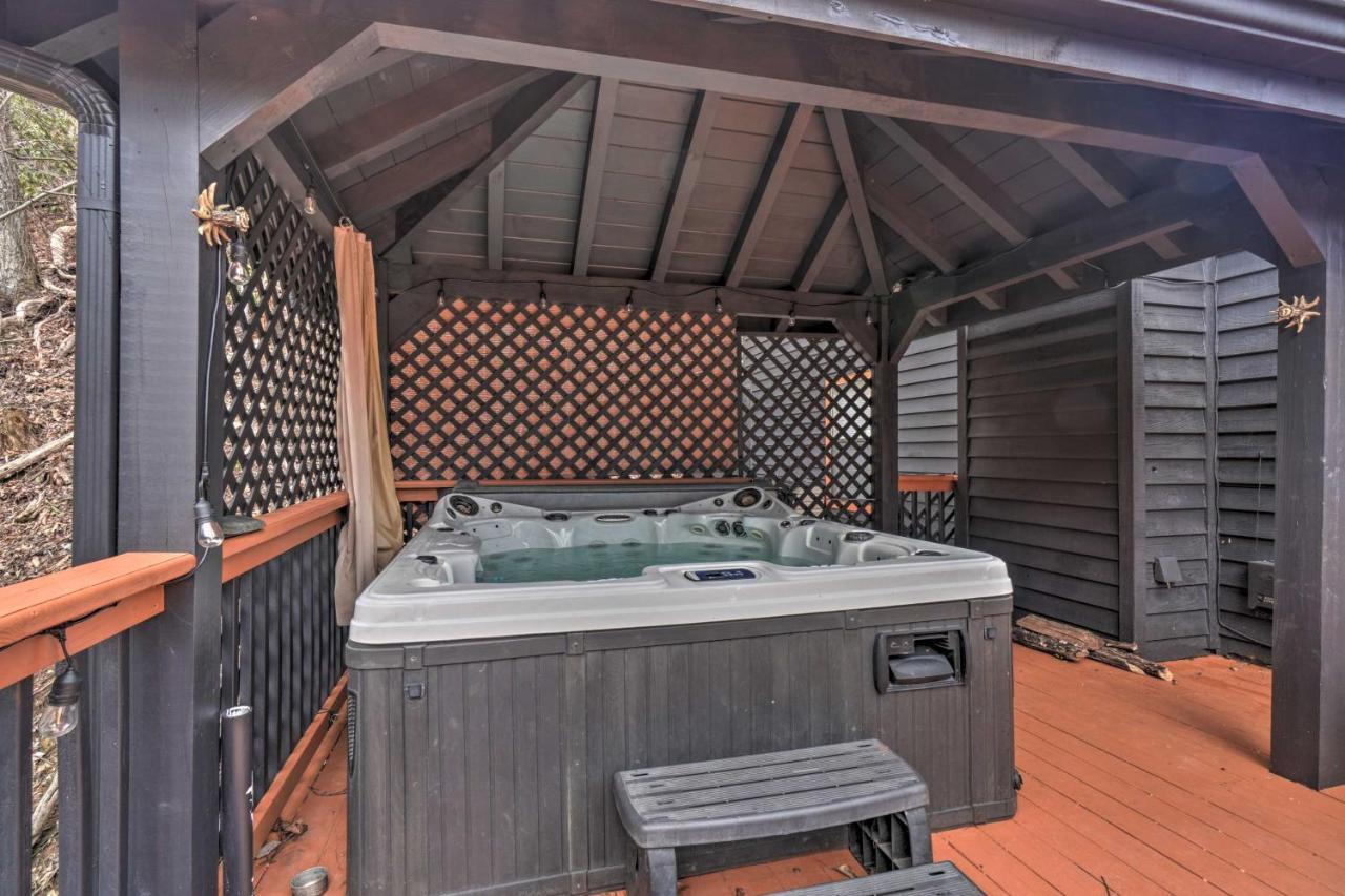 Вілла Tree Top Dream Cabin With Hot Tub In Gatlinburg! Екстер'єр фото